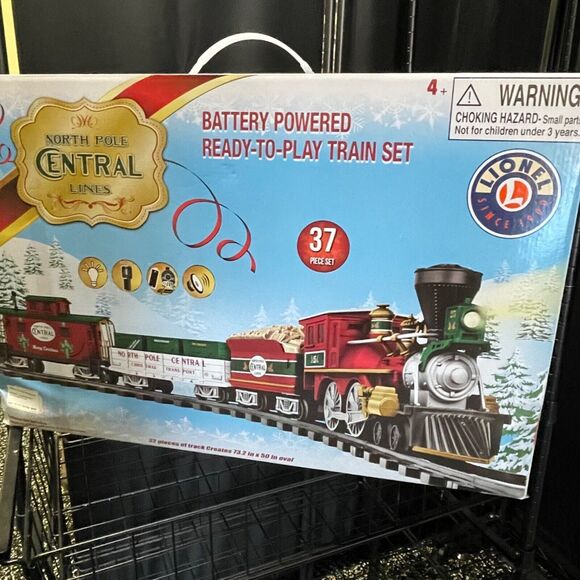 Lionel #7-11729 North Pole Central Lines Battery Powered Train Set- Open Box - Picture 3 of 7